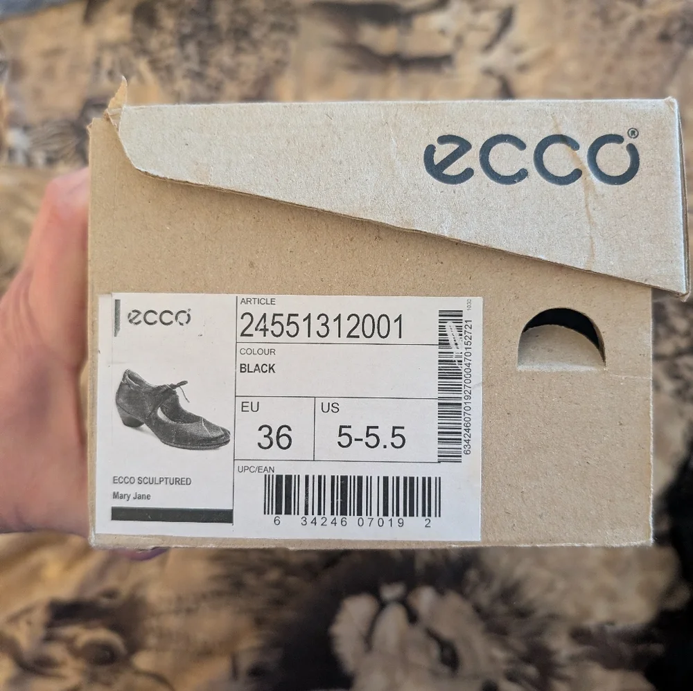 Ecco Sculptured Mary Jane Pumps - Picture 11 of 12